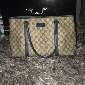 🔥🔥🔥🔥New Item .......Gucci Tote🔥🔥🔥🔥🔥🔥